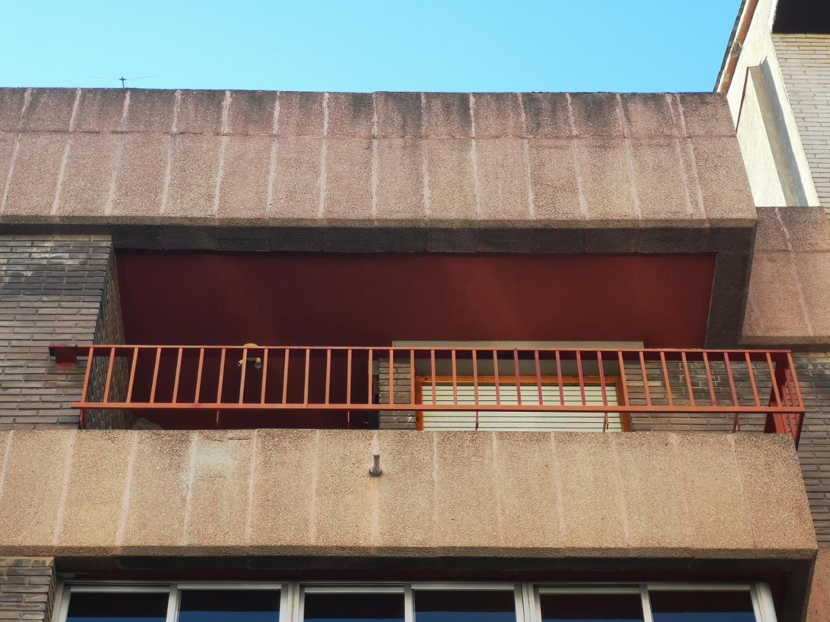 Lc Jacetania Pirineos Apartman Jaca Kültér fotó